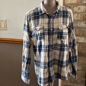 American Eagle Outfitters Blue and White Plaid Button-Down Shirt